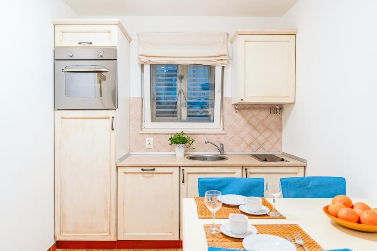 Sutivan Best Apartments Exterior foto
